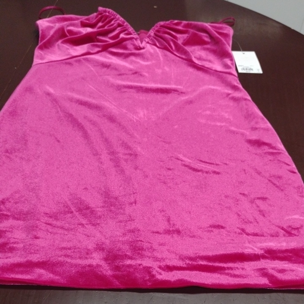 New SO Velvet Vibrant Strapless Mini Dress in Fuchsia Wedding Guest, Formal - Picture 11 of 16